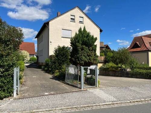 Hofeinfahrt - 