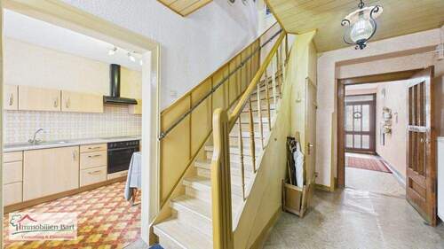 Diele EG - 7 Zimmer Einfamilienhaus zum Kaufen in Mettlach / Orscholz