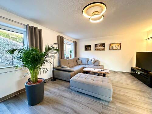 Teil des sehr großen Wohnzimmers
- 