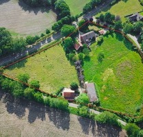 Resthof - 2 Wohneinheiten mit Nebengebäuden - Pferdehaltung möglich. - Nordhorn