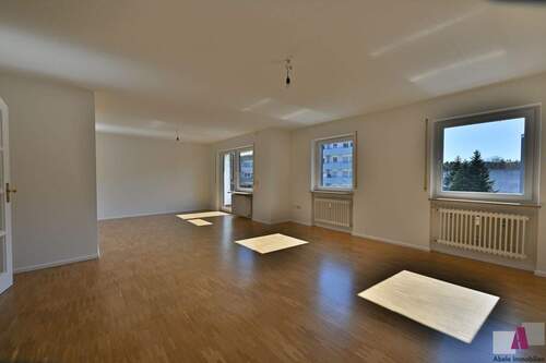 Bild 1 - Großzügige 3-Zimmer-Wohnung mitten in Lörrach-Tumringen zu vermieten