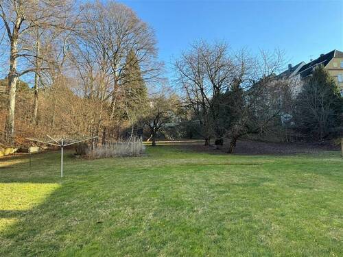 Bauland - 1 Zimmer Mehrfamilienhaus, Wohnhaus in Waldheim