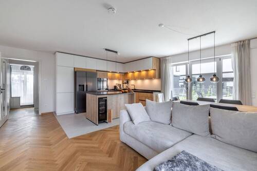 Küche - Gartenwohnung der Extraklasse - Ihr modernes Zuhause mit Wohlfühlfaktor in Erding