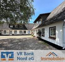 Modernisierter und gepflegter Resthof mit zwei Wohneinheiten - Glücksburg Bockholm