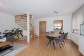 Wohn- und Essbereich EG - 