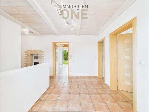 Bild 2 - 6 Zimmer Einfamilienhaus zum Kaufen in Salching / Oberpiebing