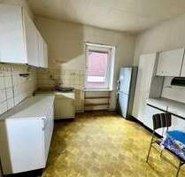 Provisionsfreies MFH (sanierungsbedürftig) mit einer vermieteten Einheit - Pirmasens Innenstadt