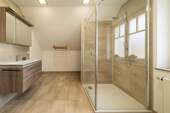Badezimmer DG - 