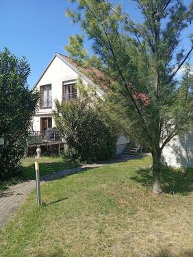 1747034593125(1).jpg - Unverbaubarer Gartenblick mit großem HausMehrfamilienhaus in Berlin