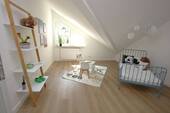 Kinderzimmer / Büro - 3 Zimmer Etagenwohnung zum Kaufen in Marburg - Marbach