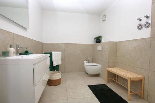 Bad - Etagenwohnung mit 87,00 m&sup2; in Marburg - Marbach zum Kaufen