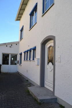 Eingang Haus & Gewerbe - 