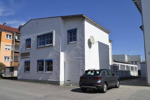 Seitenansicht der Immobilie - 