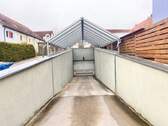 Tiefgarageneinfahrt - 