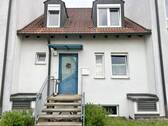 Außenansicht - ***REIHENMITTELHAUS MIT TERRASSE UND GARTEN IN IDYLLISCHER LAGE***