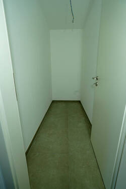 Abstellkammer - 