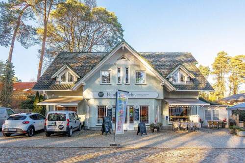 Gebäudeansicht - 7 Zimmer Mehrfamilienhaus, Wohnhaus zum Kaufen in Michendorf