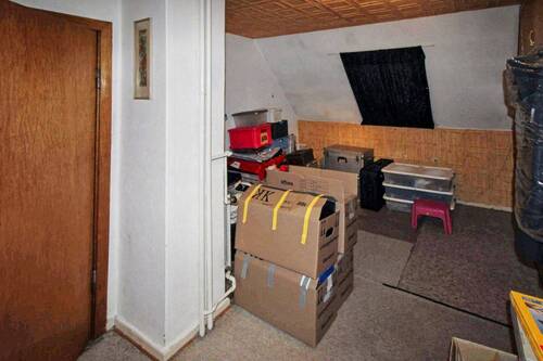 großes Zimmer DG - 