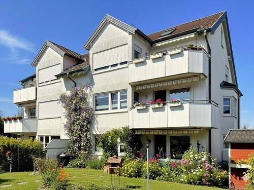 Westseite - Lichtdurchflutete Etagenwohnung in ruhiger, naturnaher Lage - mit Balkon und Tiefgaragenplatz