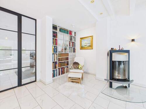 Leseecke & Kamin - Einfamilienhaus mit 269,40 m&sup2; in Elsdorf zum Kaufen