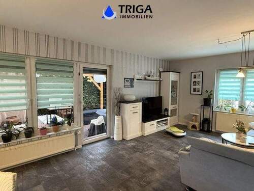 Wohnzimmer - 6 Zimmer Einfamilienhaus in Kyffhäuserland