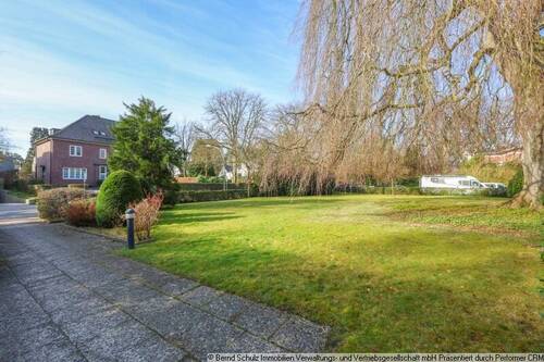 21 Zuwegung mit Vorgarten - 