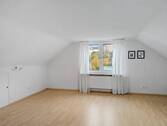 Schlafzimmer - Werz Immobilien - 