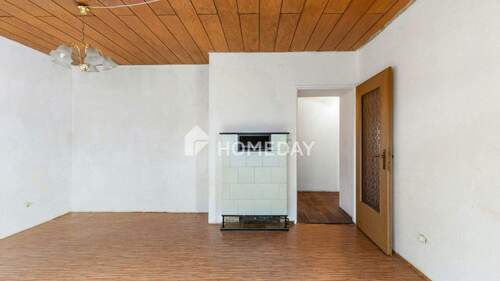 Wohnzimmer 2 - 3 Zimmer Etagenwohnung in Aalen