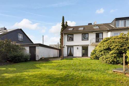 Garten - Doppelhaushälfte mit 184,00 m&sup2; in Düsseldorf zum Kaufen