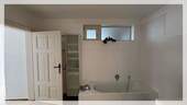 Bad mit Badewanne - 