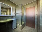 Badezimmer EG Position 2 - 