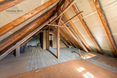 DG: Spitzboden - 