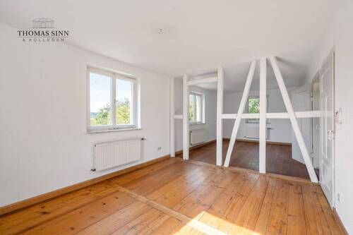 EG: Wohn-/Esszimmer - 