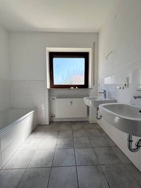 Tageslichtbadezimmer EG - 