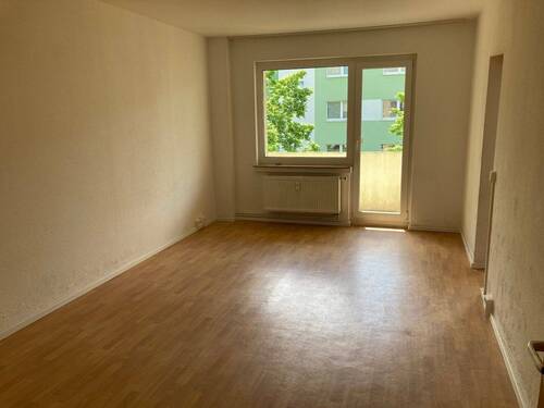 Wohnzimmer - Etagenwohnung mit 77,80 m&sup2; in Hagenow zur Miete