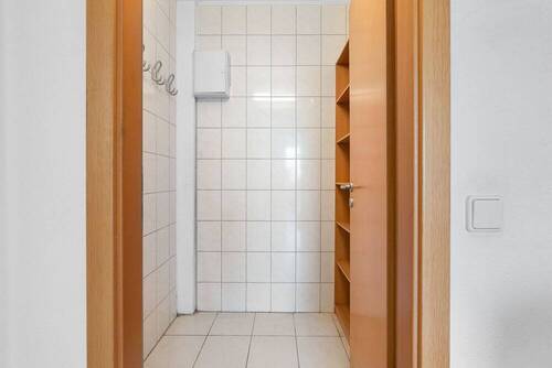 Abstellkammer - 