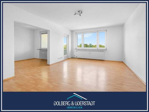 Titelbild - Mehr Raum für Ihre Familie - helle 4-Zimmer-Wohnung mit West-Balkon, Aufzug und Außenstellplatz