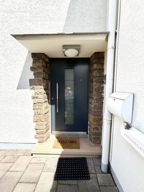 Hauseingang - Einfamilienhaus zum Kaufen in Duisburg