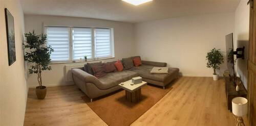 Wohnzimmer.jpg - 5 Zimmer Etagenwohnung zum Kaufen in Deiningen