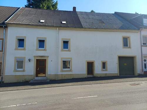 Straßenseite - 5 Zimmer Einfamilienhaus zum Kaufen in Speicher