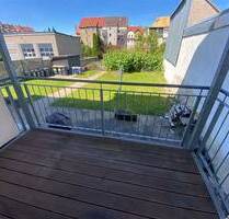 Pegau* tolle 1 Zimmer-Wohnung *Balkon*offene Küche* EBK* Tageslichtbad* Balkon hofseitig