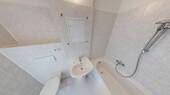 Bad mit Wanne - 