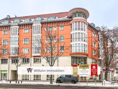Hausansicht - SingleStudenten-Apartment mit Balkon und Tiefgarage