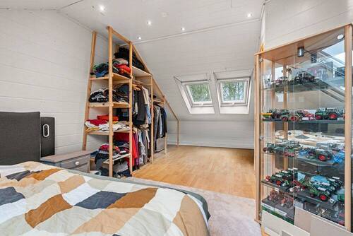 Zimmer 4 - 