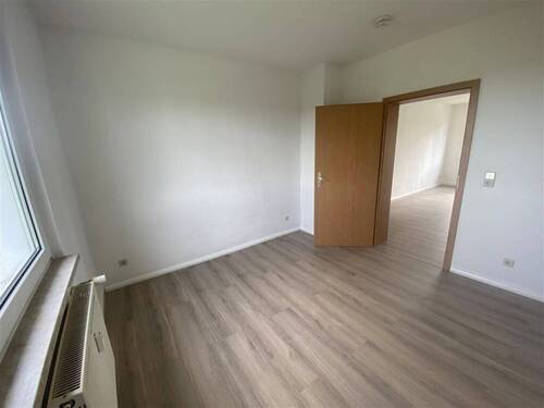 sep. 3. Zimmer abgehend vom WZ - 
