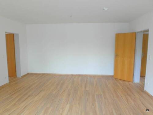 Wohnzimmer - Etagenwohnung mit 64,30 m&sup2; in Weinböhla zur Miete
