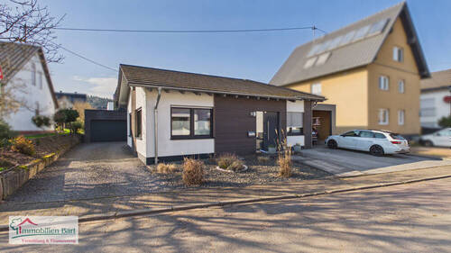 Seitenansicht - 6 Zimmer Einfamilienhaus in Saarburg