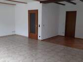 Wohnzimmer u. Eßbereich - 