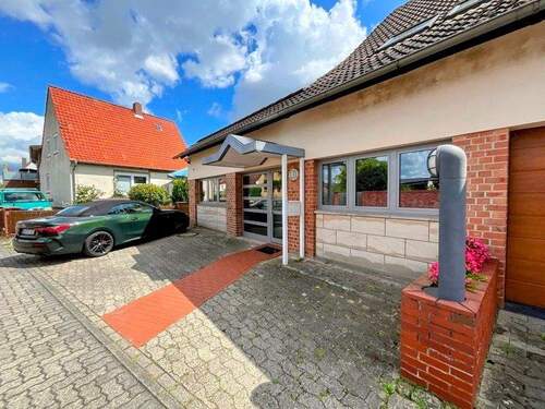 Eingangsbereich - Büro- oder Praxisfläche in Cremlingen zu vermieten