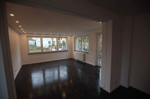 Wohn- und Essbereich - 5 Zimmer Doppelhaushälfte in Schwentinental